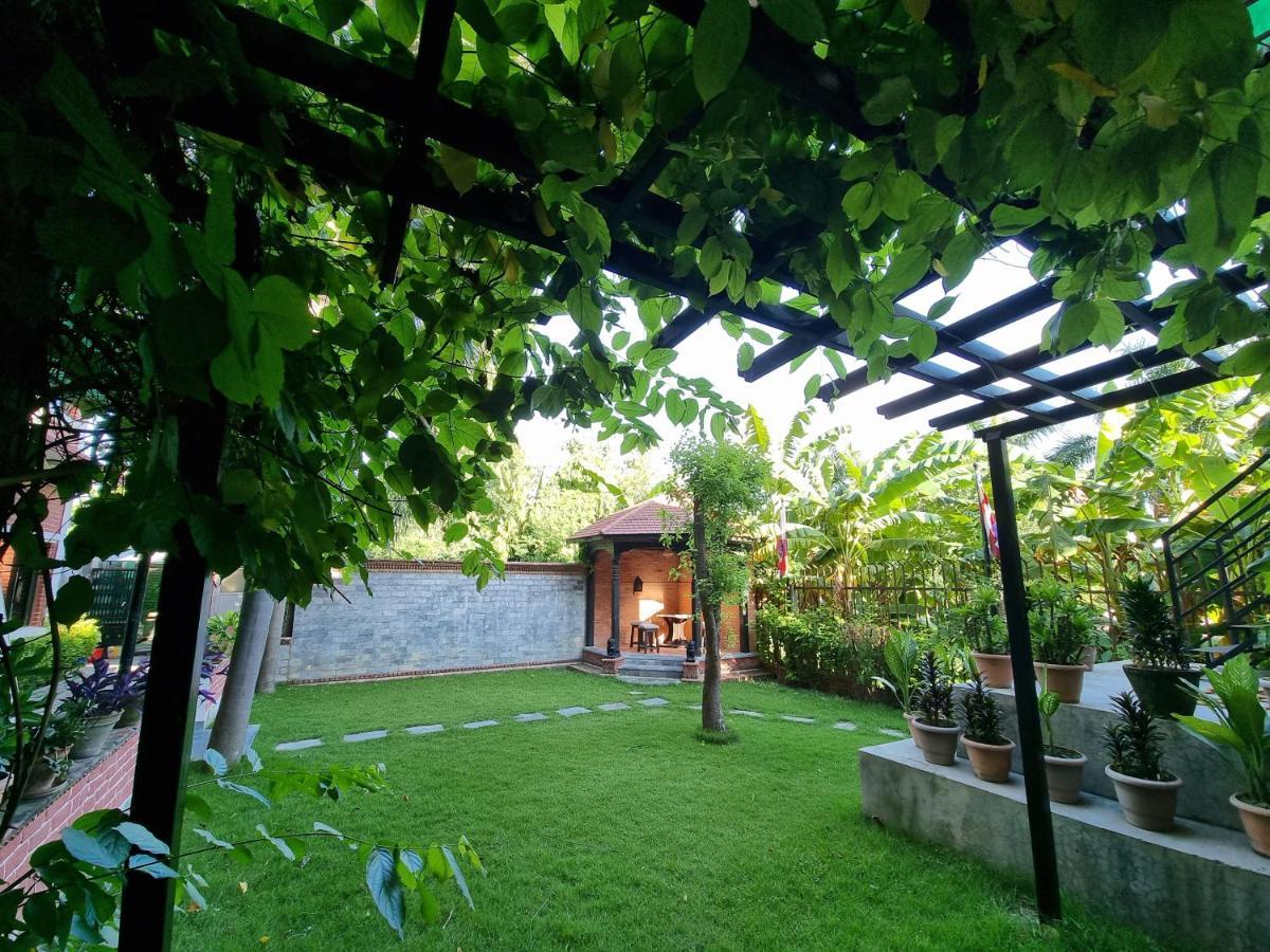 Hotel Ananda Inn Rummindei Exterior photo